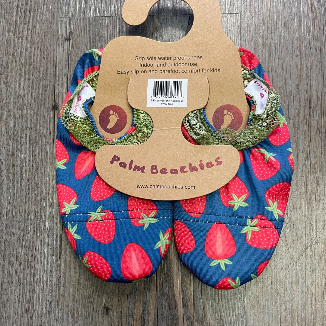 Strawberry Palm Beachies Water Shoes, 10T-12Y