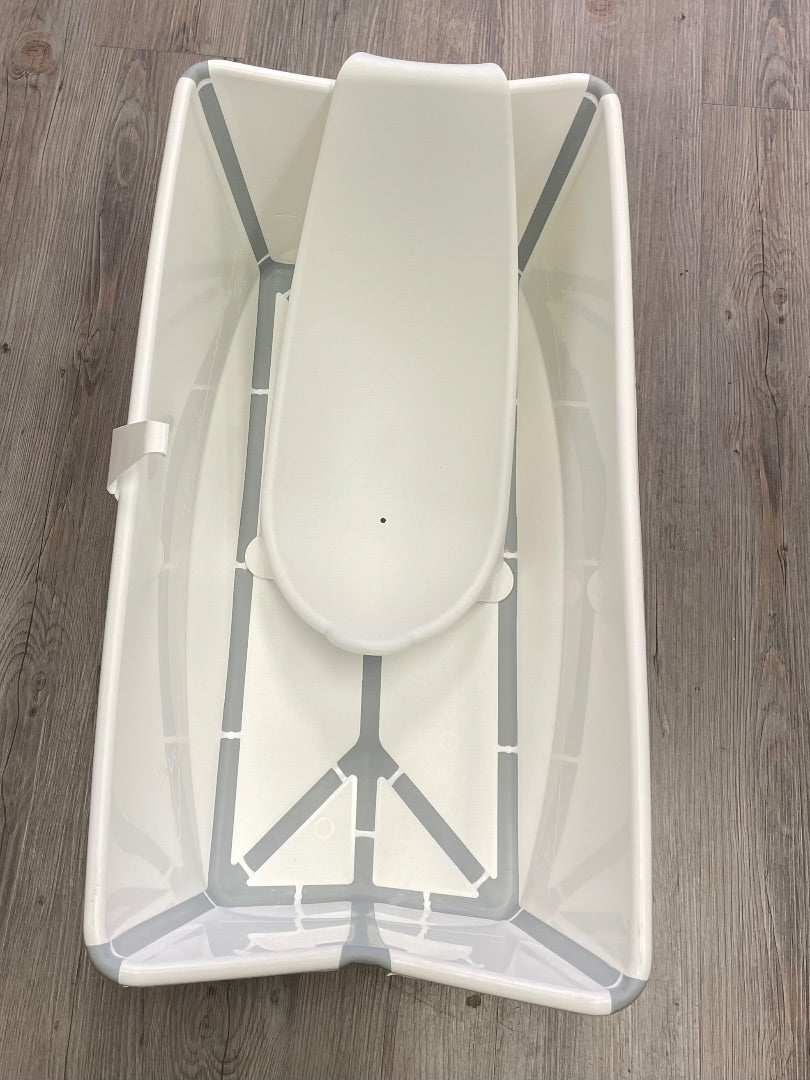 White Stokke Bath Tub With Infant Support, Pre-owned