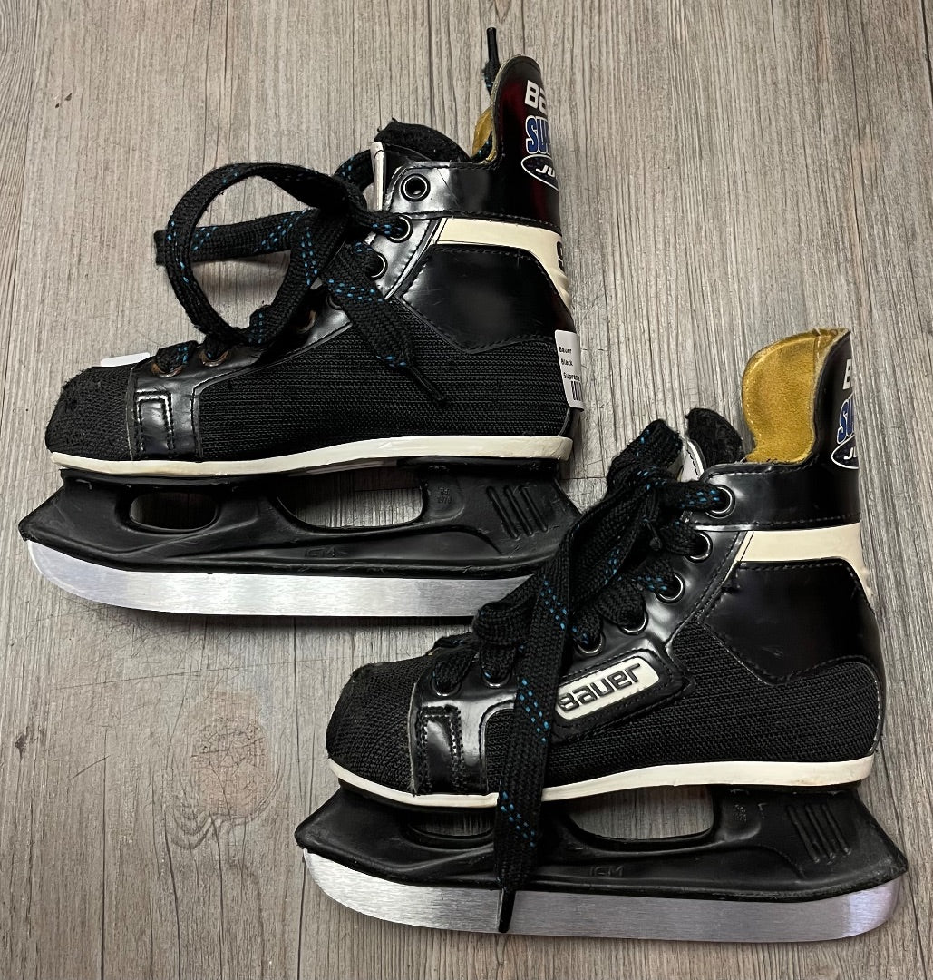 Black Bauer Supreme Juniour 90, 13Y