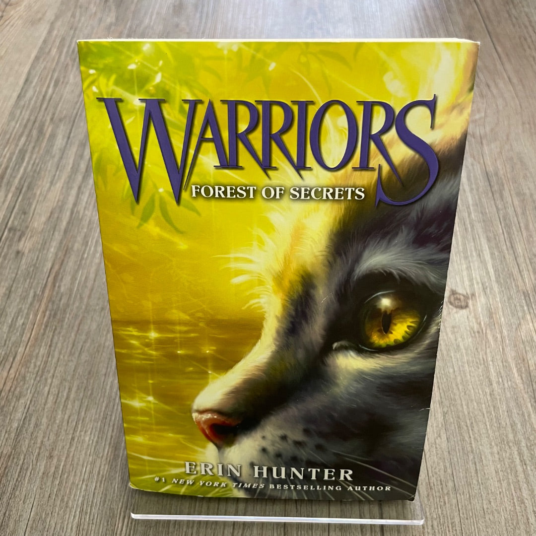 Multi Colour Warriors #3 Forest Of Secrets, Paperback