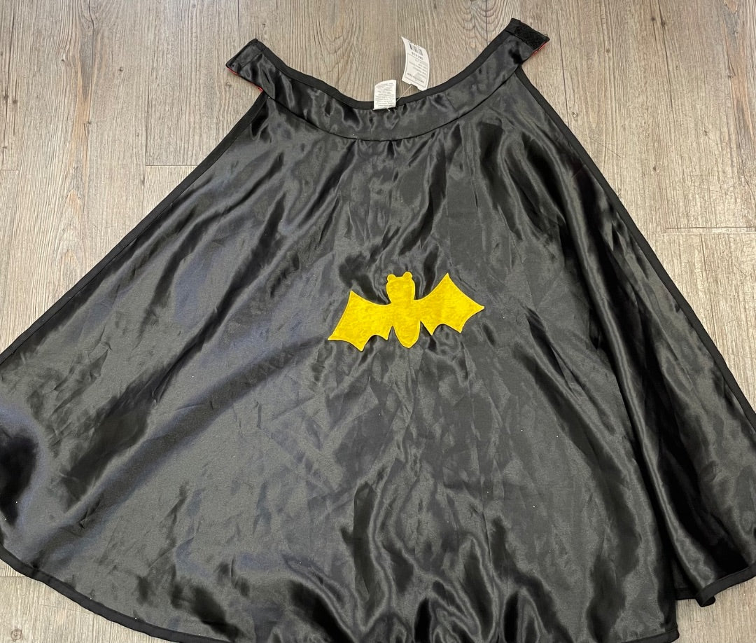 Red/Black Creative Creation Reversible Cape, 5-6Y