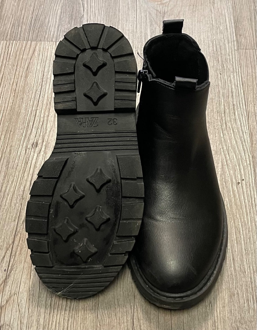 Black Zara Fall Boots, 1Y