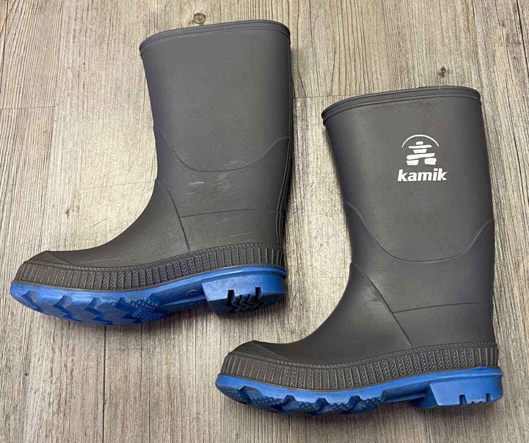 Grey Kamik Rain Boots, 12Y