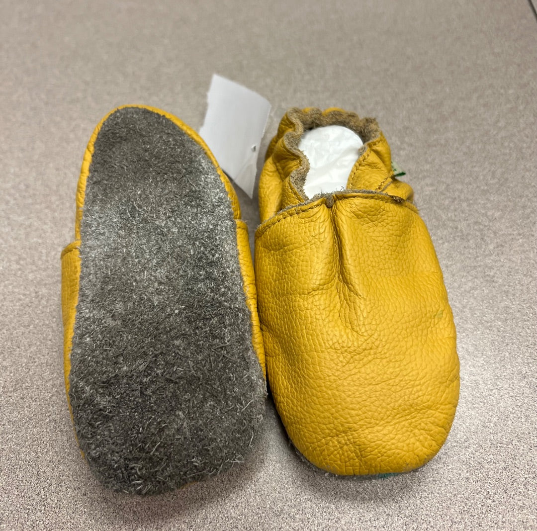 Yellow Sayoyo leather Moccassin, 12-18M