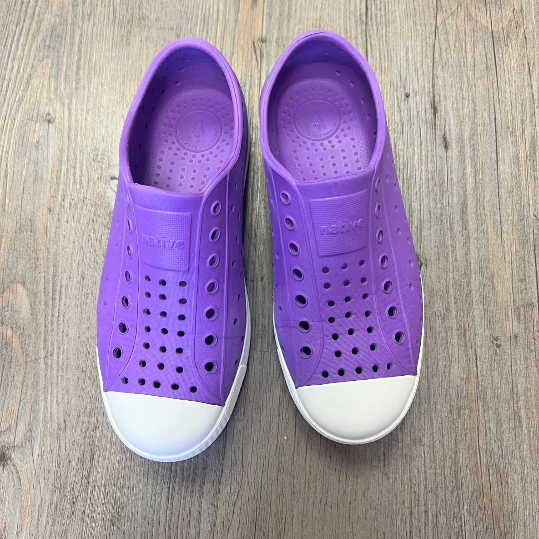 Purple Native Jefferson Child, J2