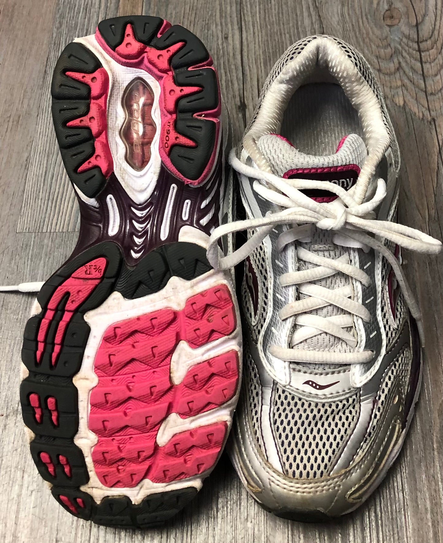 Grey Saucony Shoes, 3.5Y