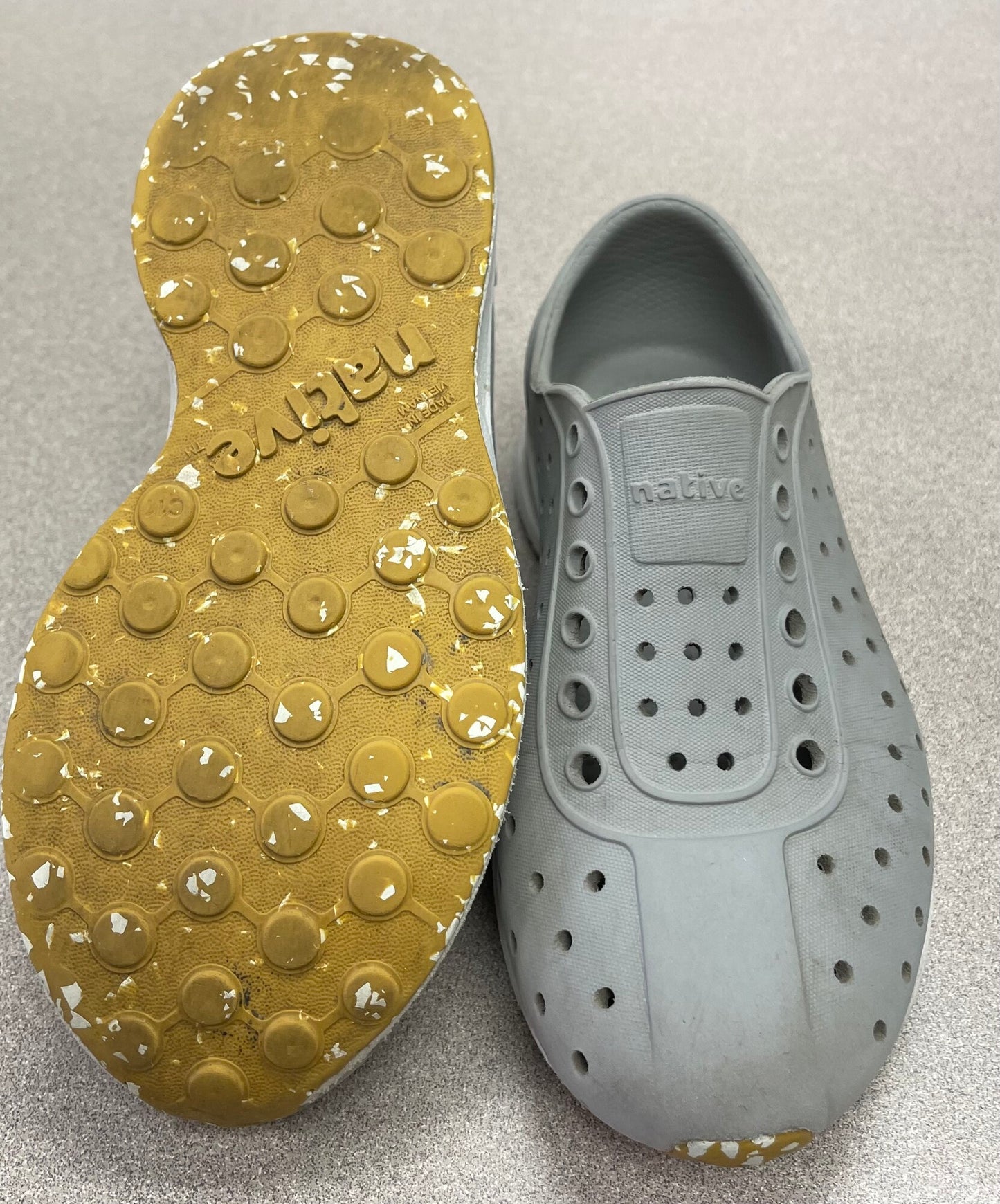 Grey Native Robbie Child, C11