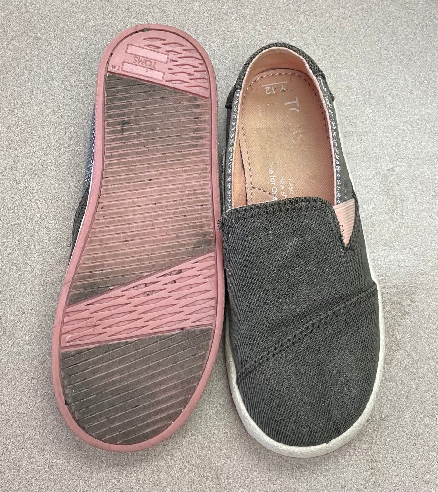 Grey Toms Shoes, 12Y