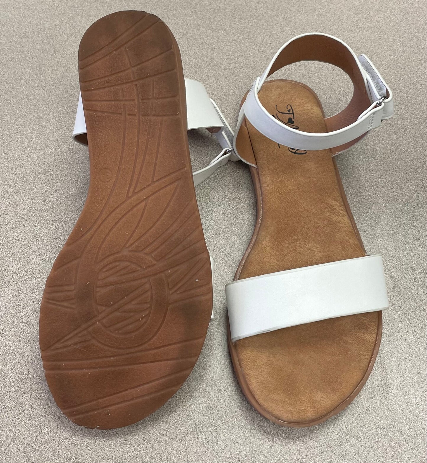 White Taxi Girl Sandals, 4Y