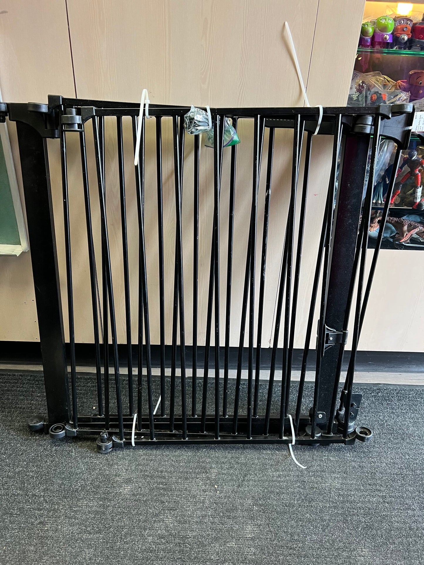 Black Kidco Saftey Gate, 86 Inch