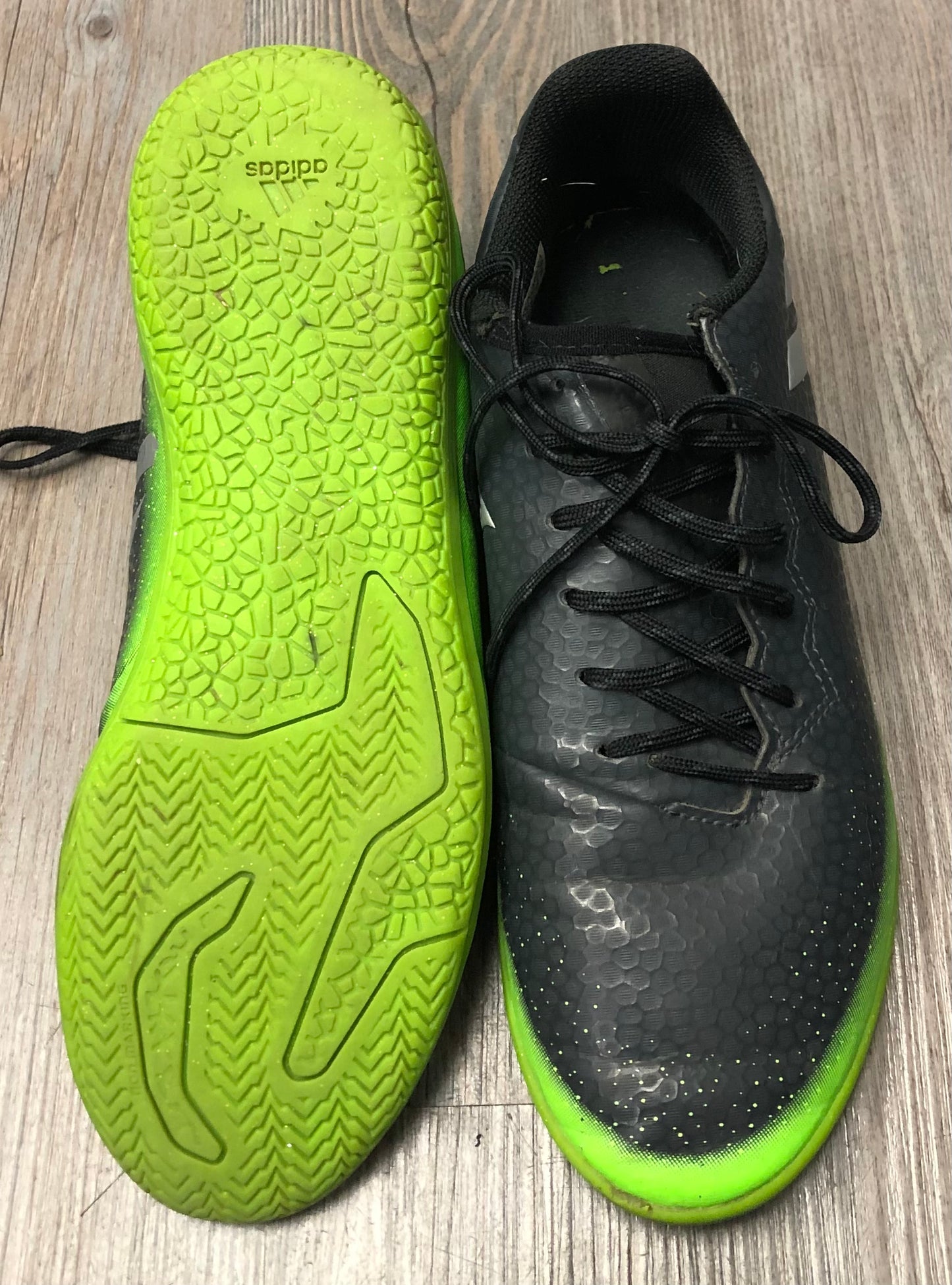 Black Soccer Indoor Cleats, 6Y