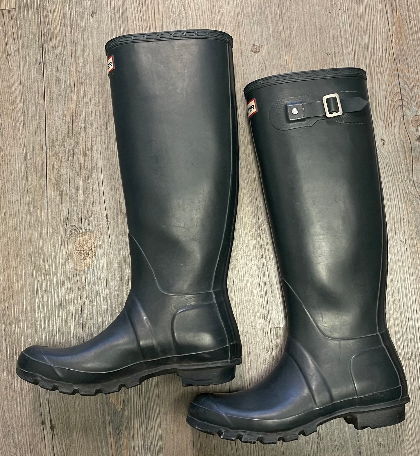 Navy Hunter Rain Boots, 8 Ladies