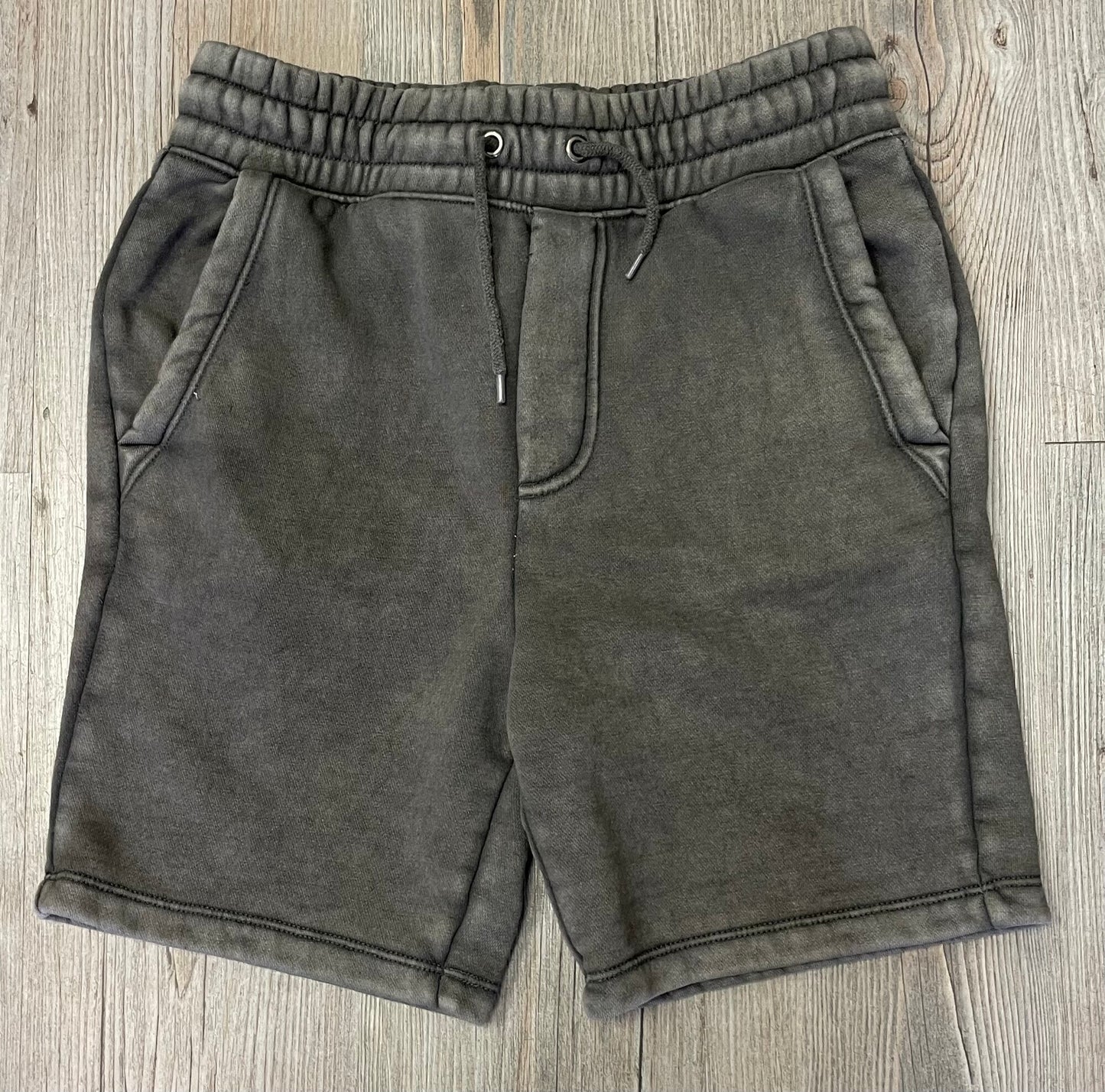 Charcoal Gap Shorts, 10Y