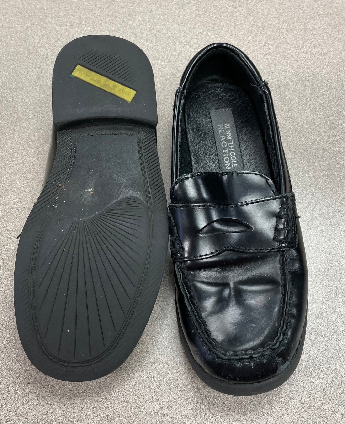 Black Kenneth Cole Reaction, 13Y