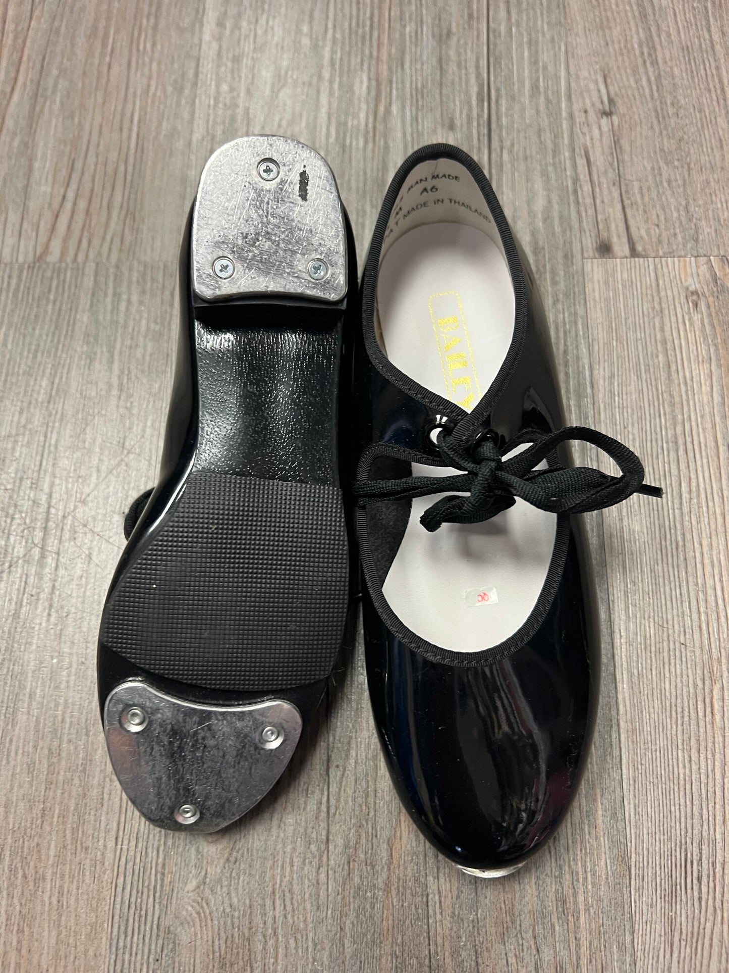 Black Baileys Tap Shoes, 11.5Y