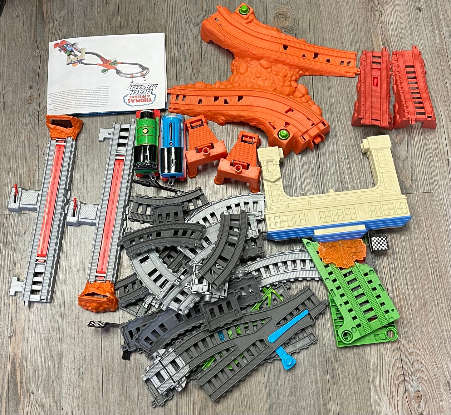 Multi Thomas Track Master, Complete