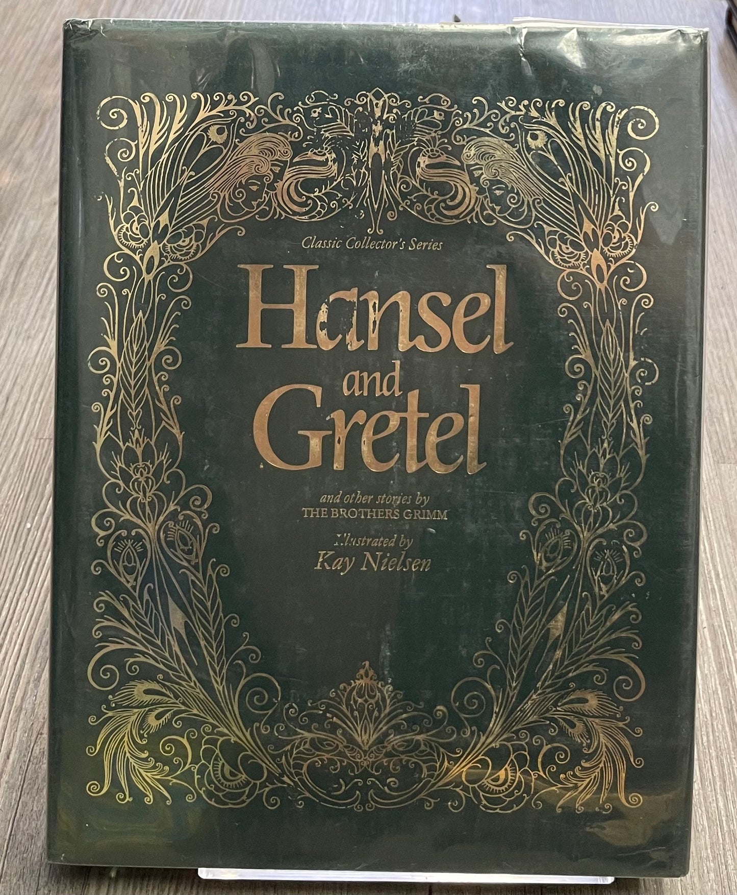 Green Hansel And Gretel, Hardcover