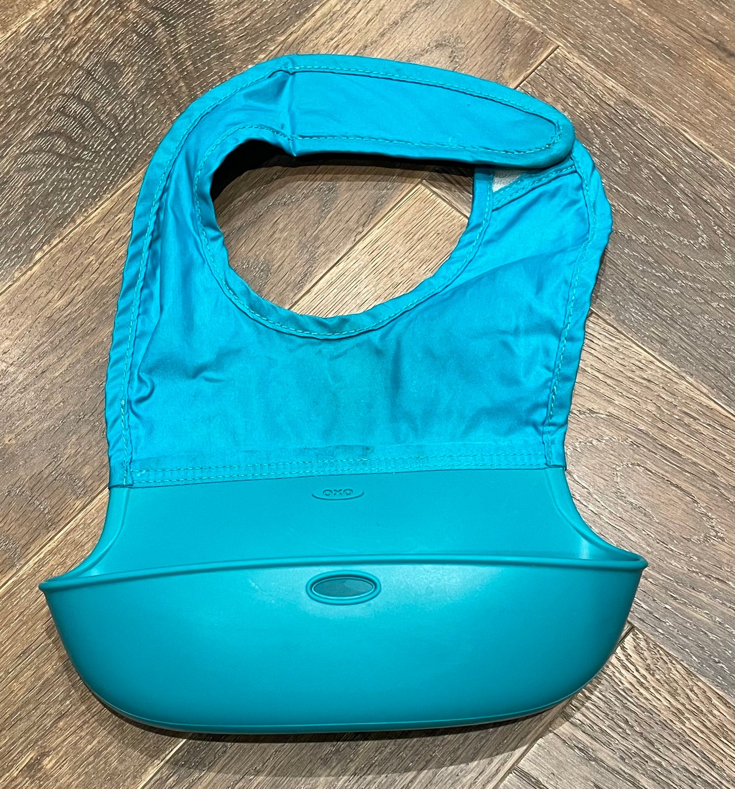 Mint Oxo Baby Bib, Pre-owned