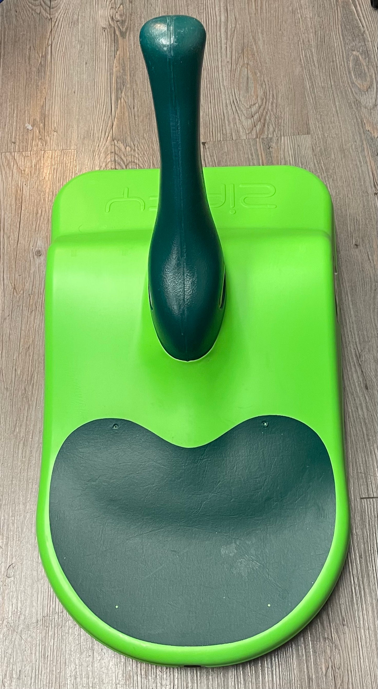 Green Zipfy Snow Sleds, Pre-owned