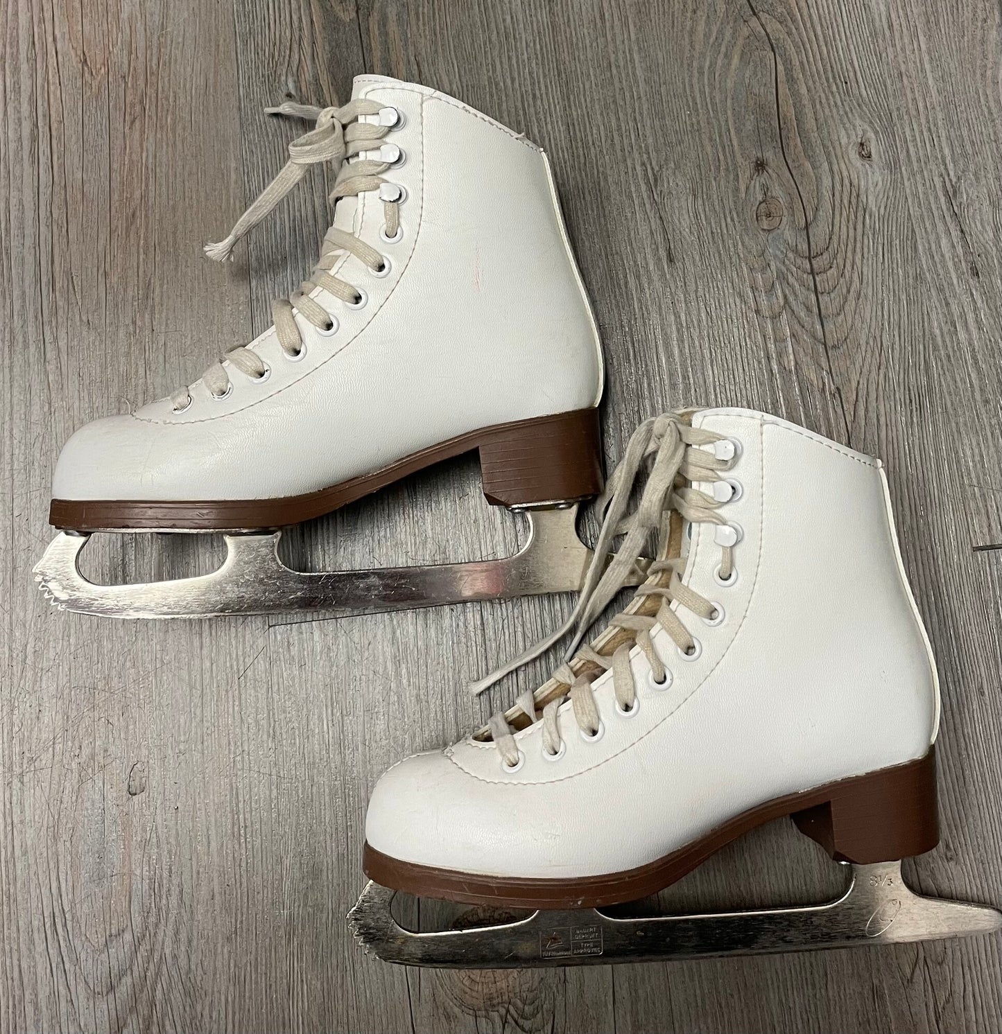 White Glacier 120 Figure Skates, 2Y