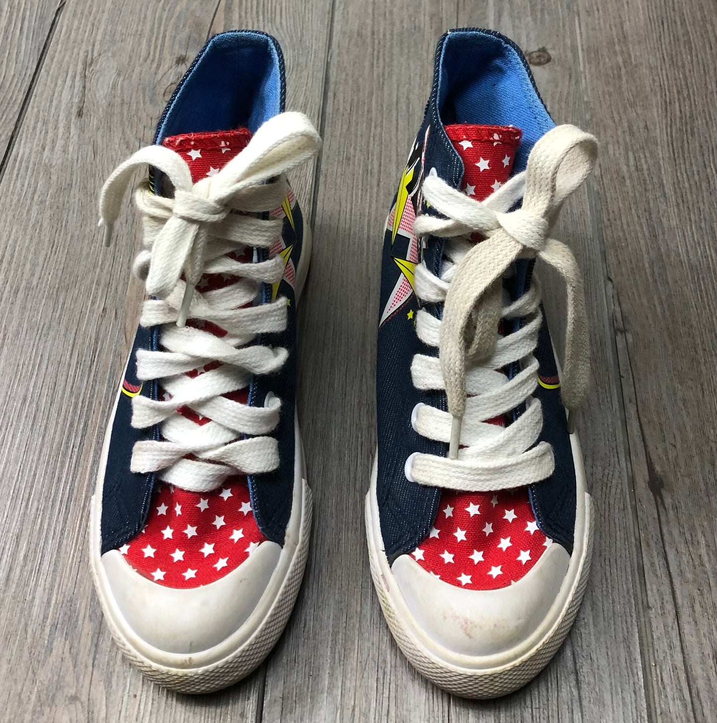 Multi Wonder Woman High Top, 12Y