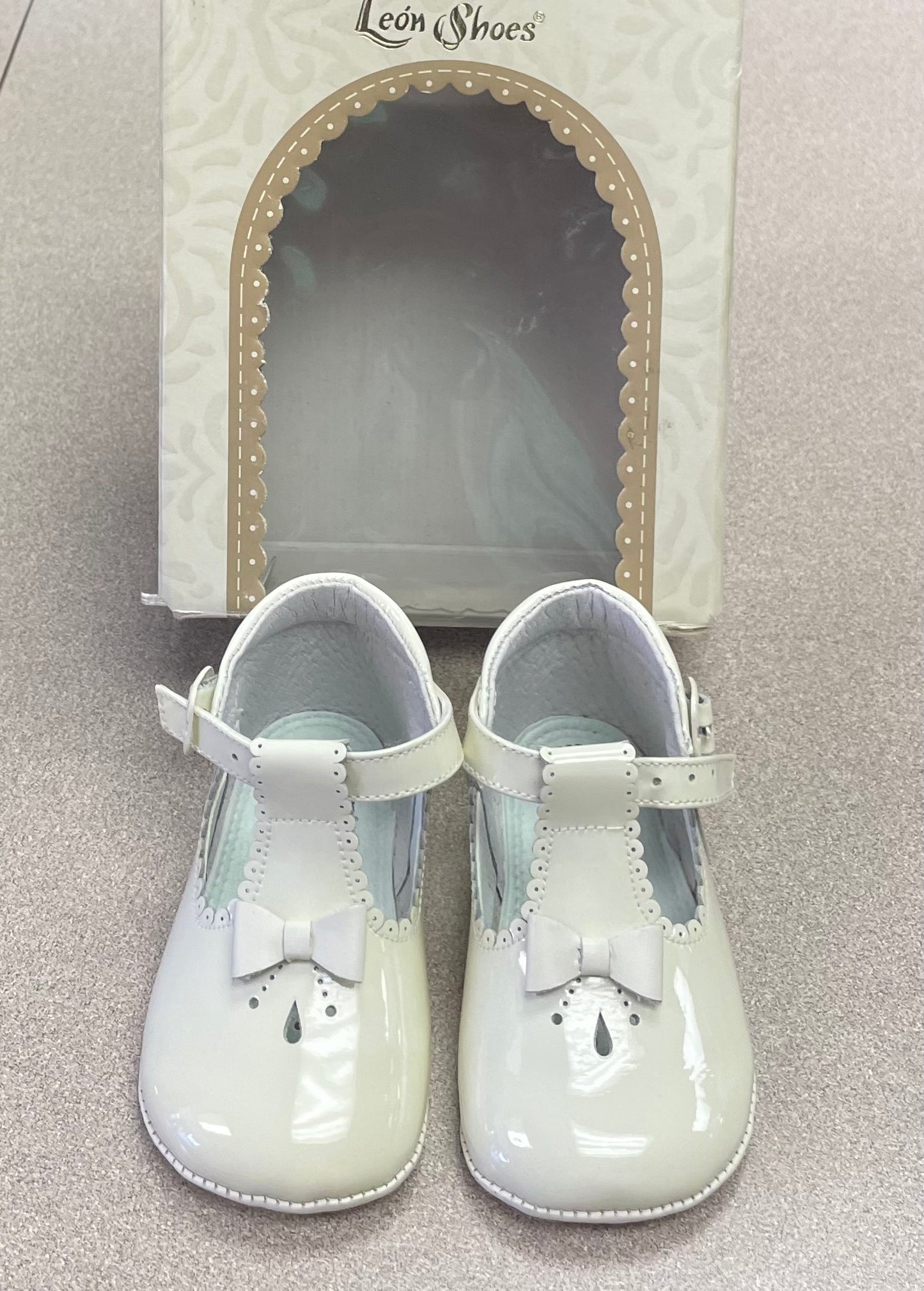 Cream Leon Patent Leather Shoes, 6-12M