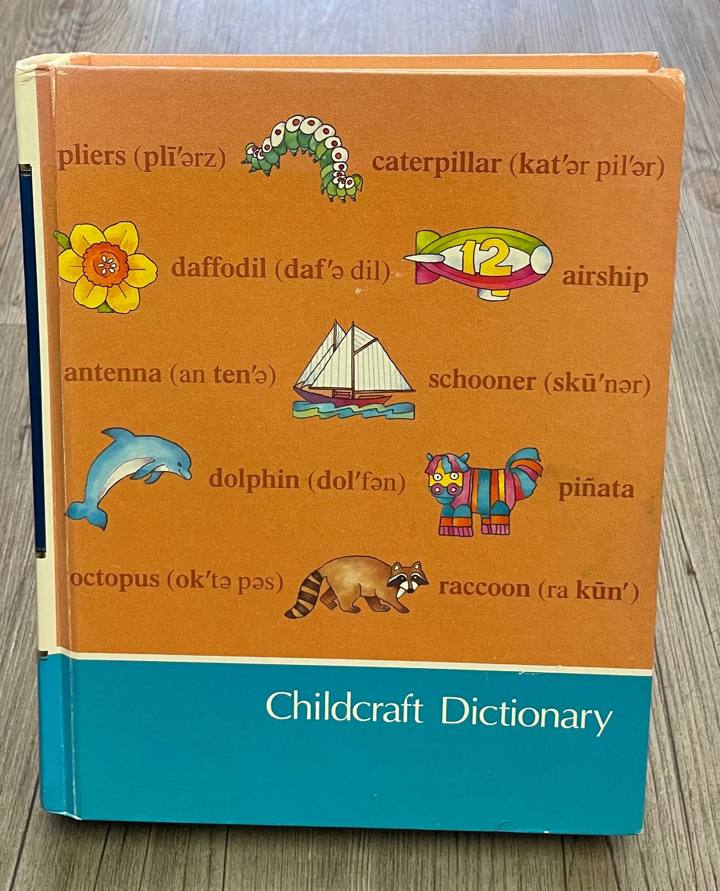 Multi Childcraft Dictionary, Hardcover