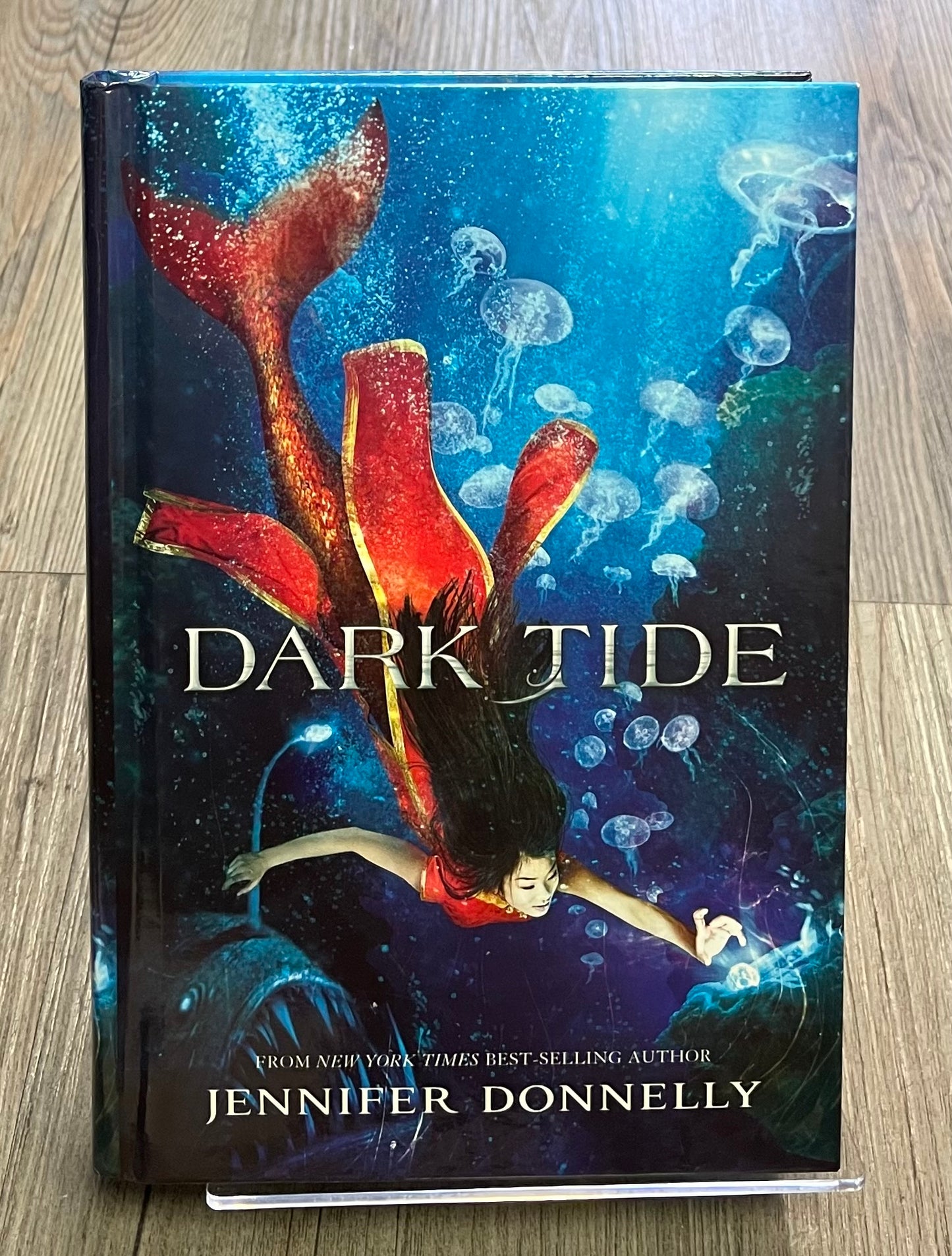 Multi Dark Tide, Hardcover