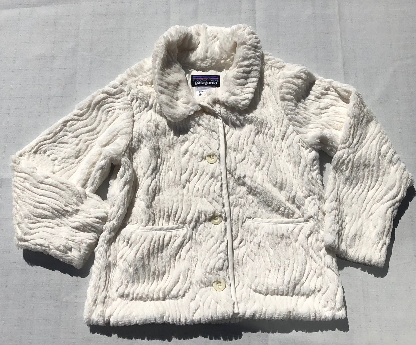 White Patagonia Sweater, 5Y