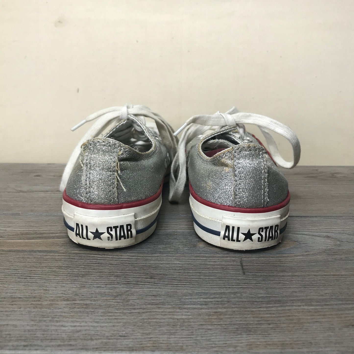 Silver Converse Lace Up Glitter, 5.5Y