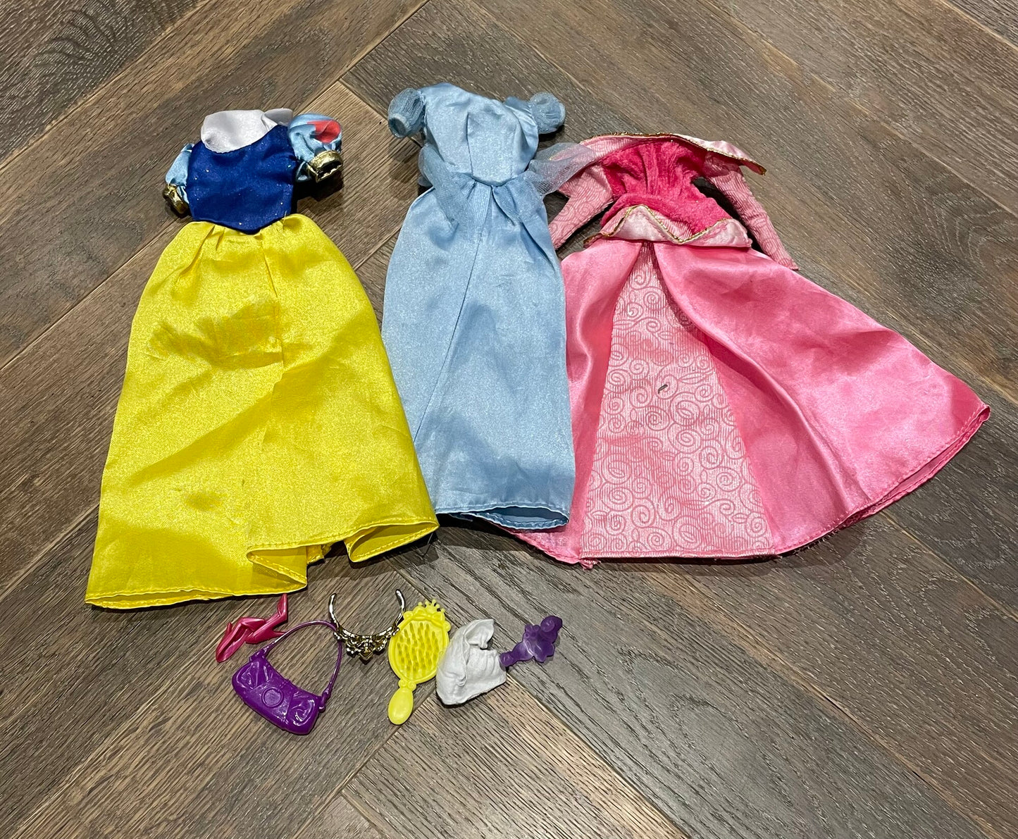 Multi Barbie Disney Princess, 3 Dresses