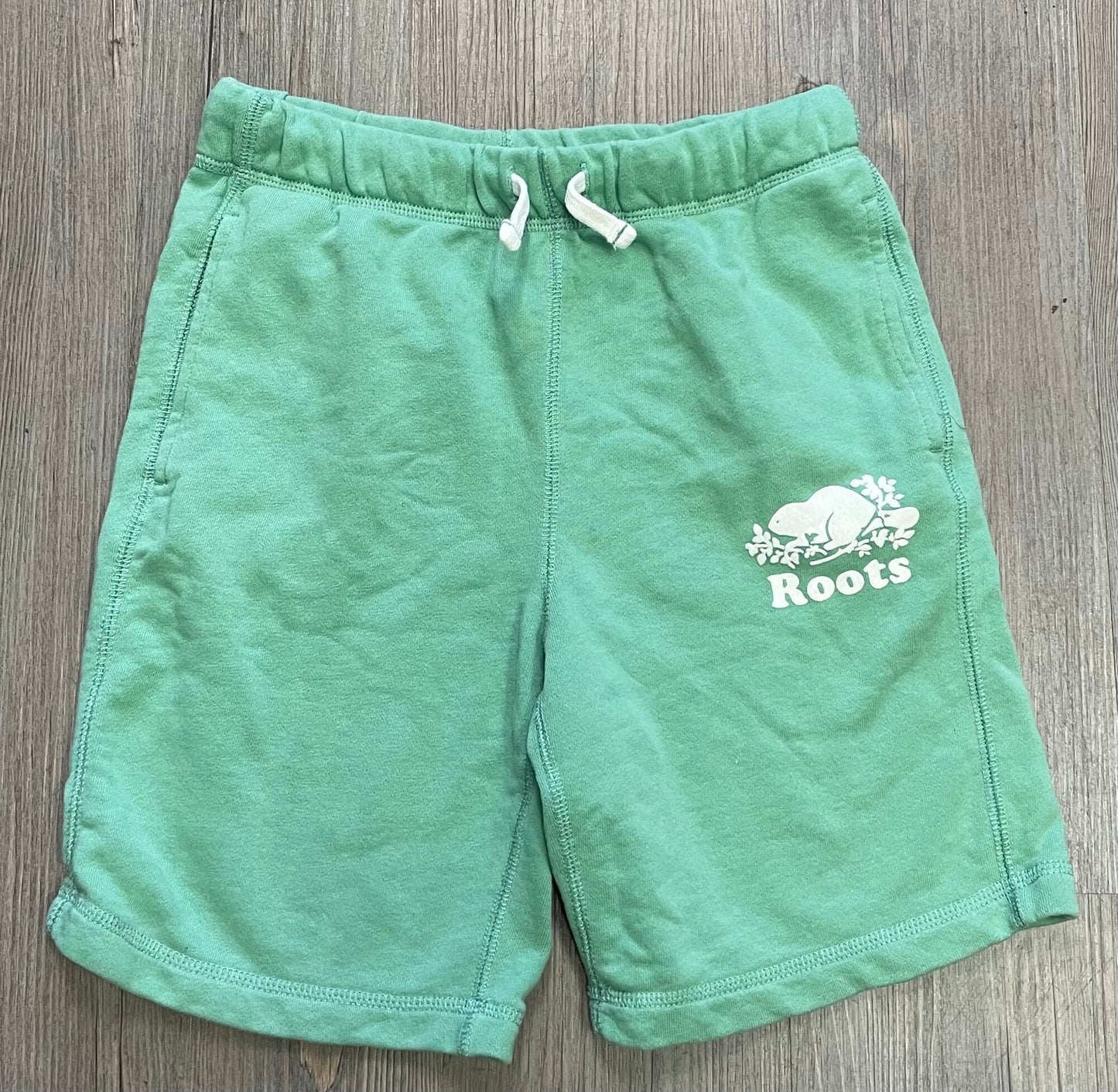 Green Roots Sweatshorts, 10Y
