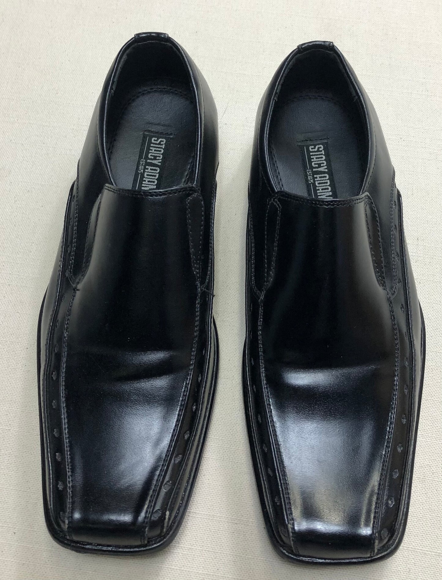 Black Stacy Adams Loafer, 4Y