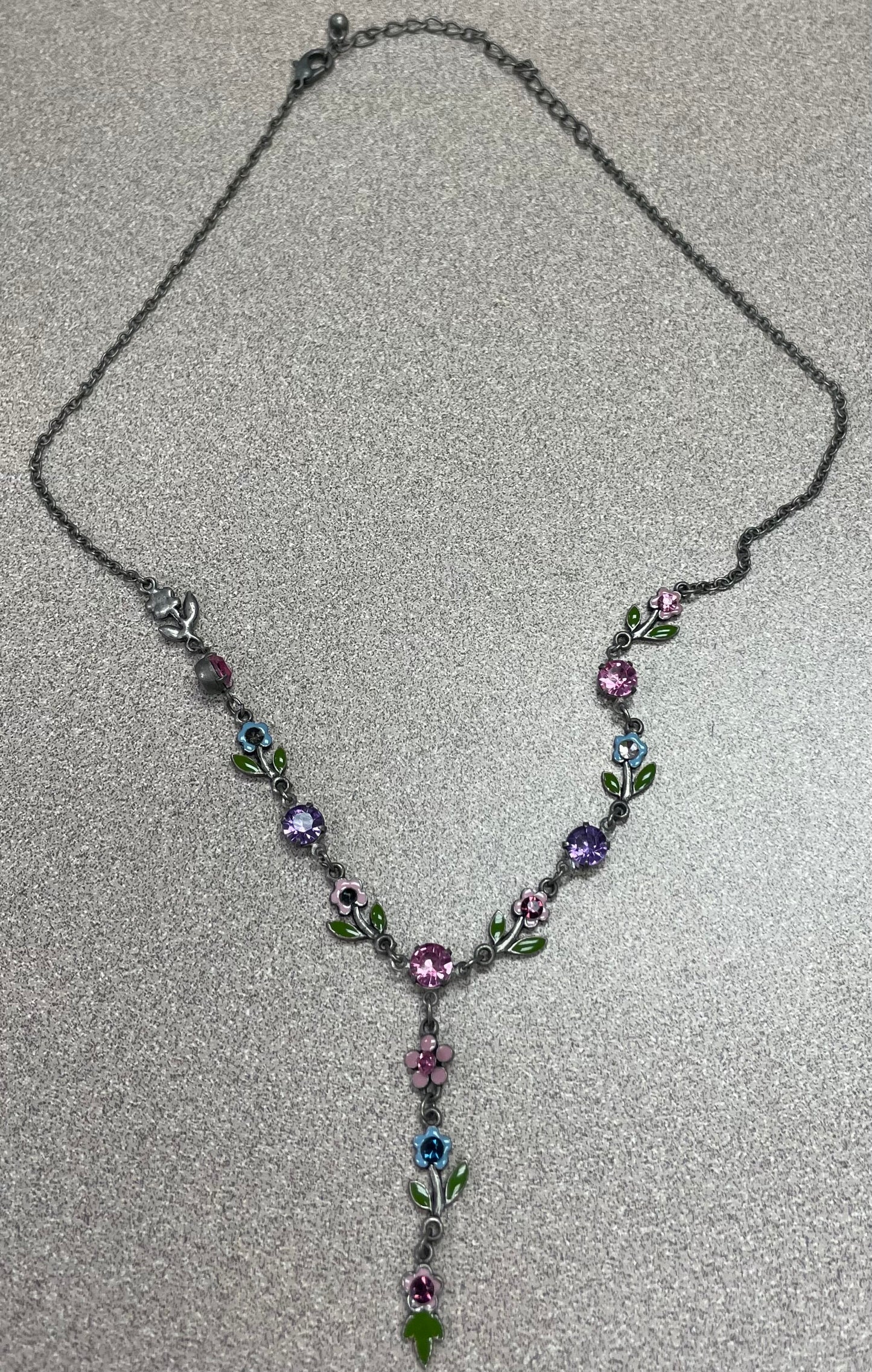 Floral Floral Necklace, Used