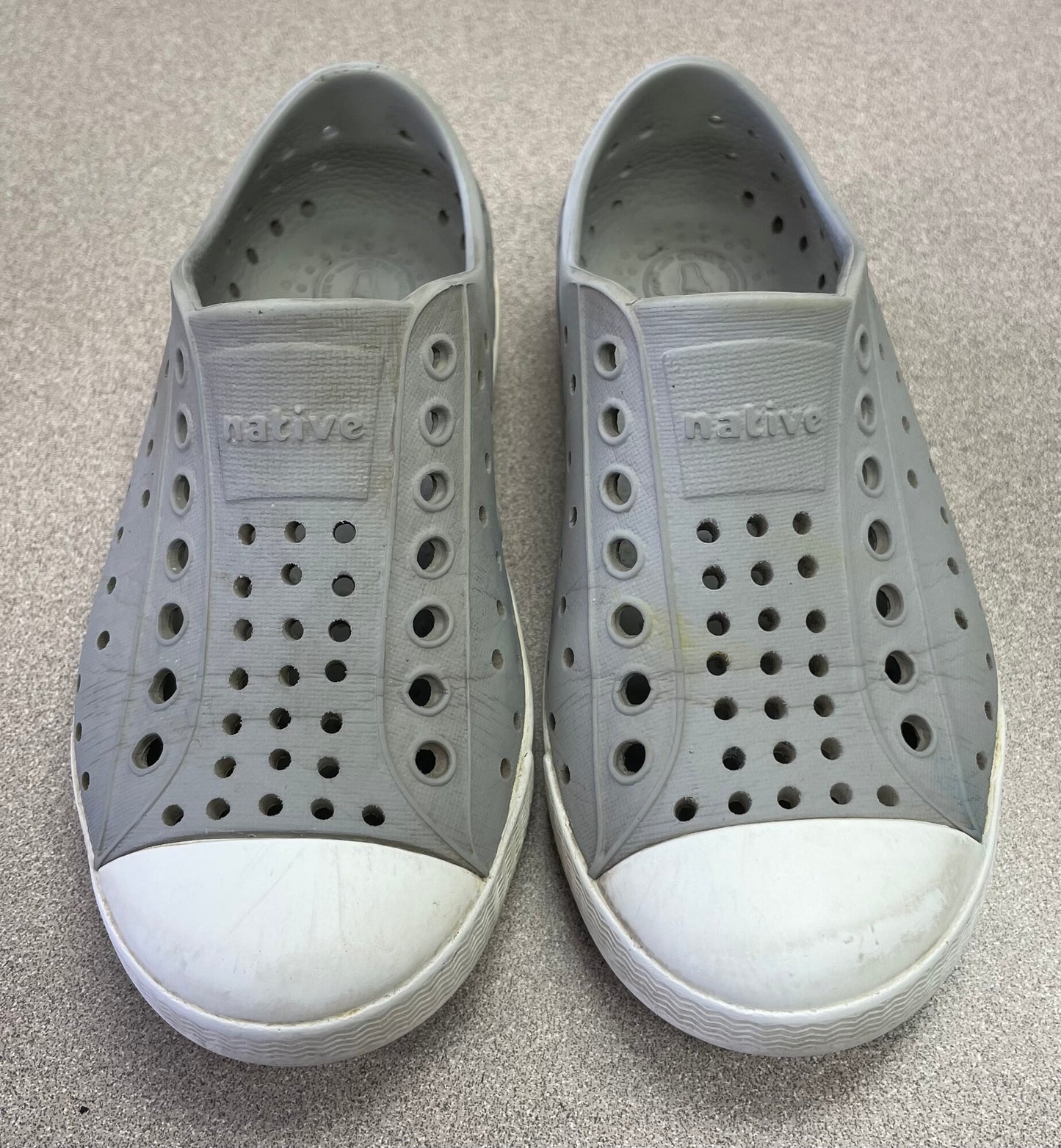 Grey  Native Jefferson Sandals, C9