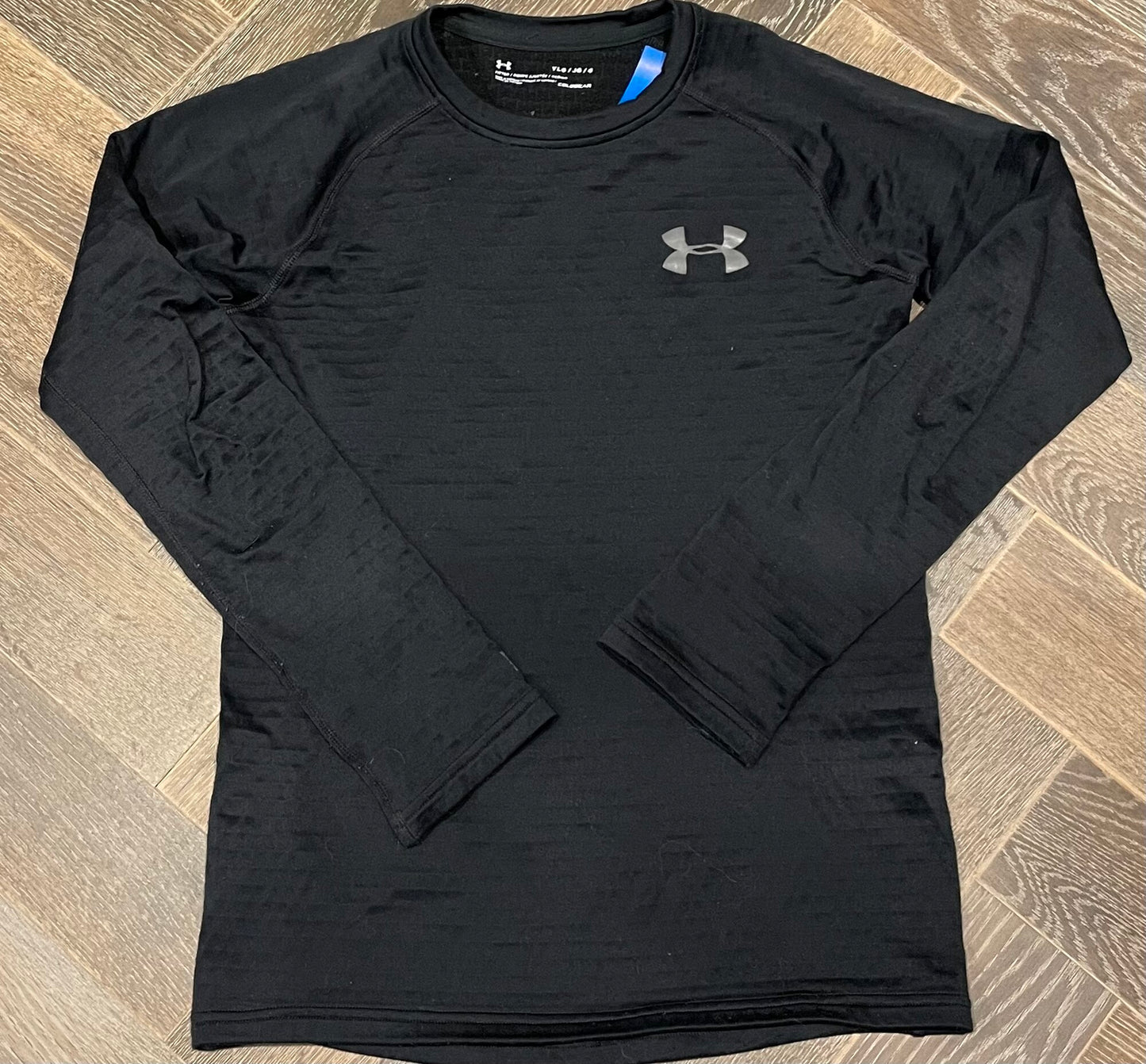 Black  Under Armour Base Layer, 14-16Y