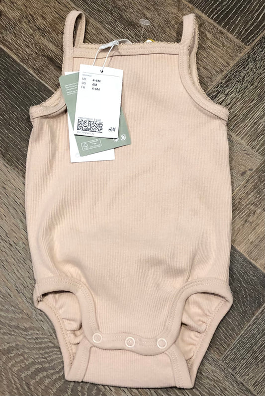 Biege  H&M Onesie, 6M