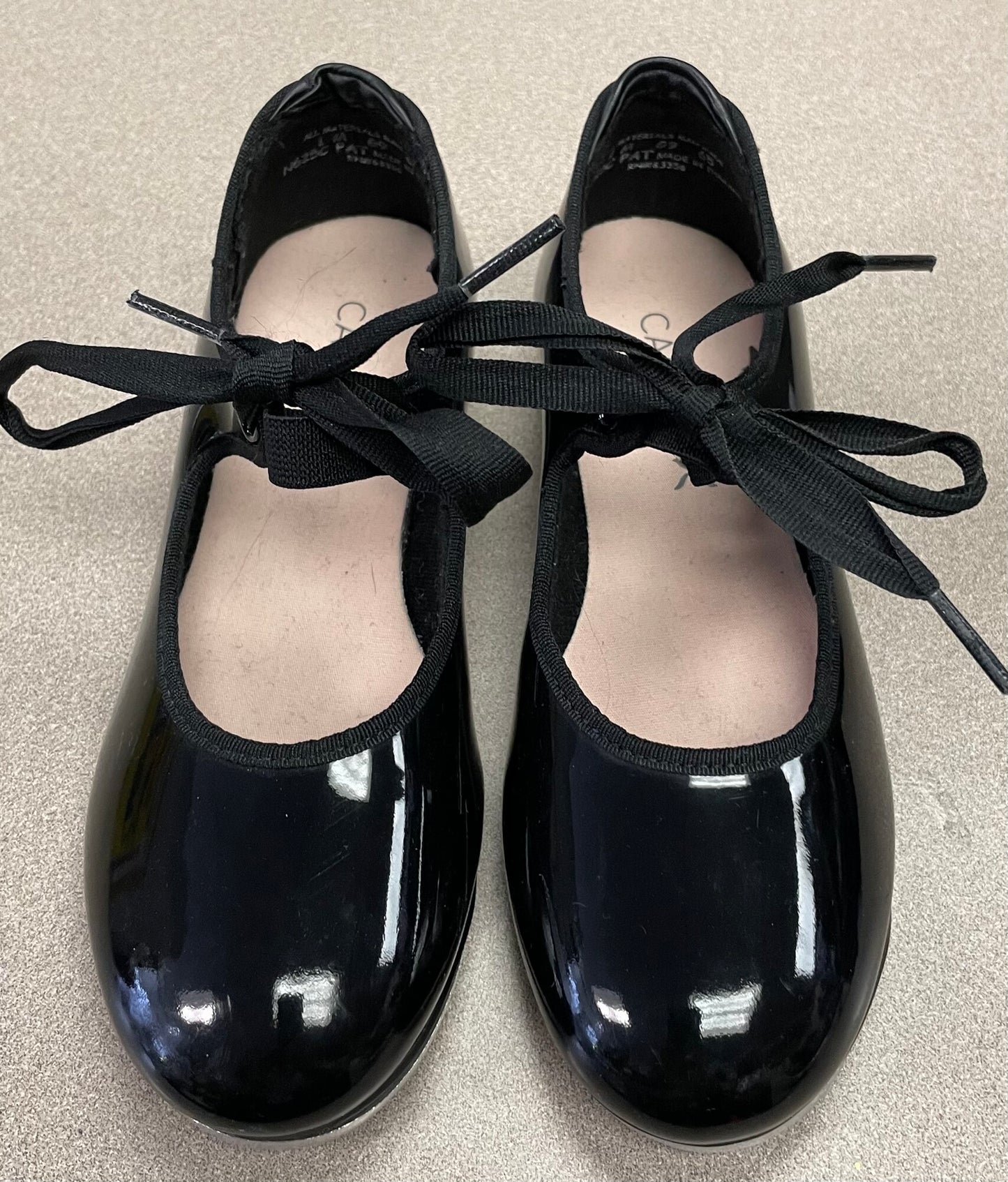 Black  Capezio Tap Shoes, 1Y