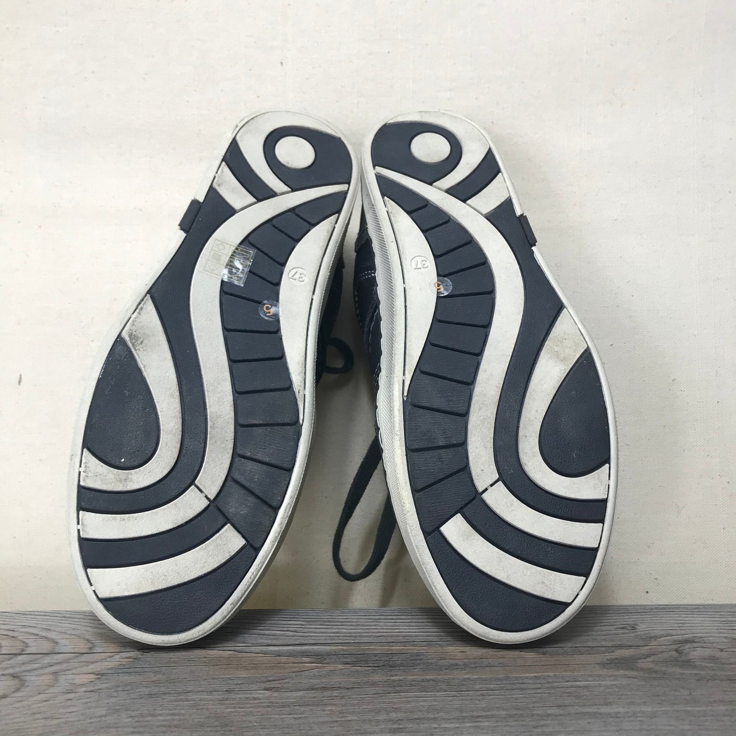 Black  BBK Leather Shoes, 5Y