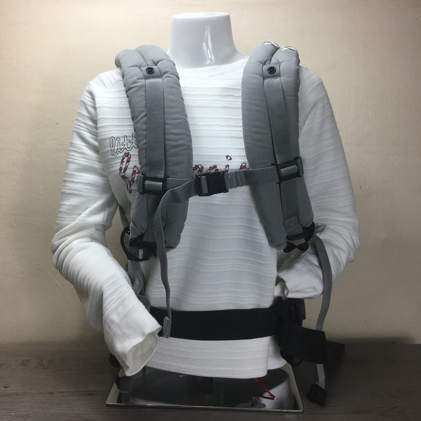Grey  Ergo Baby Carrier/insert, 7-45lbs
