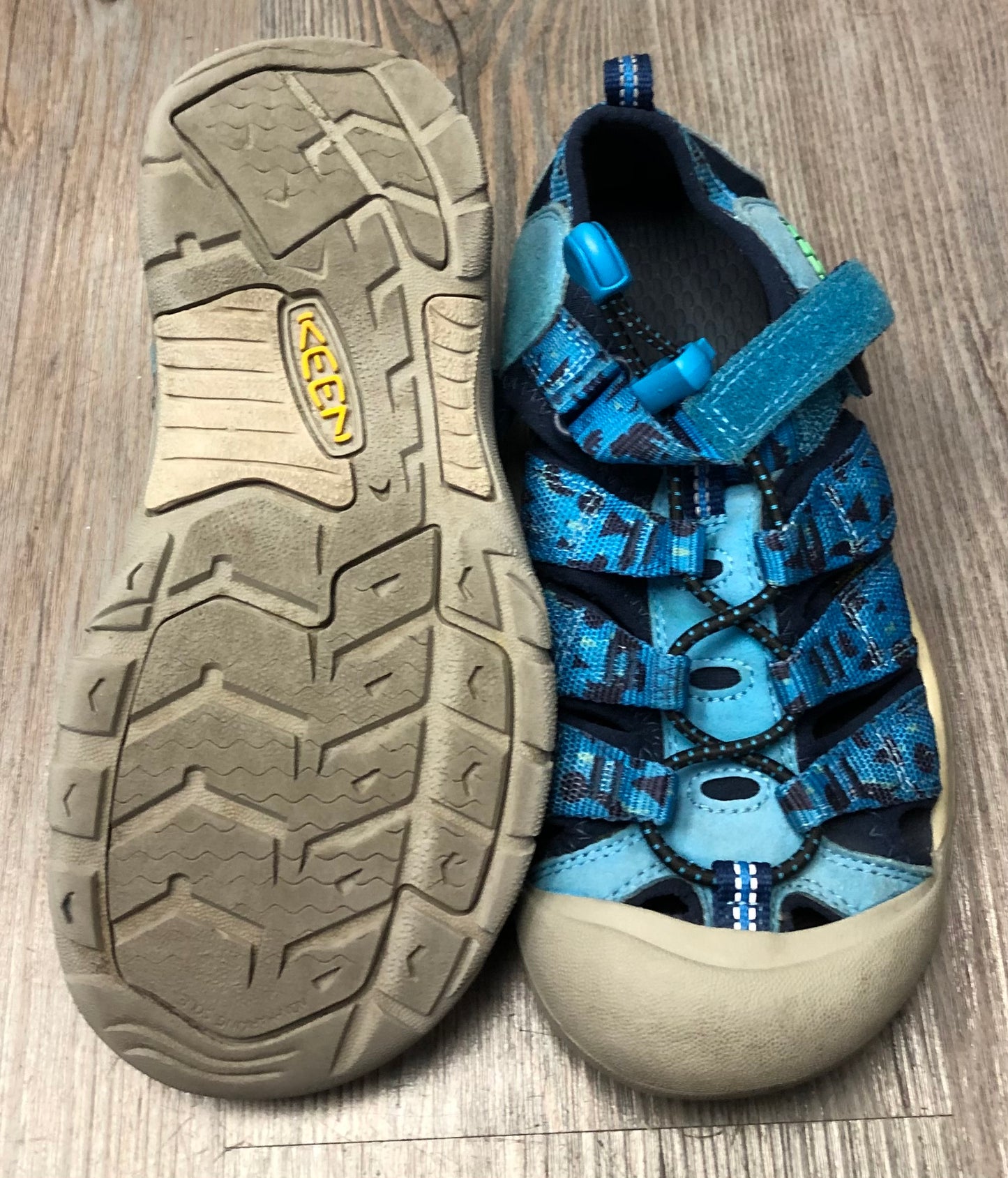 Blue  Keen Sandals, 2Y