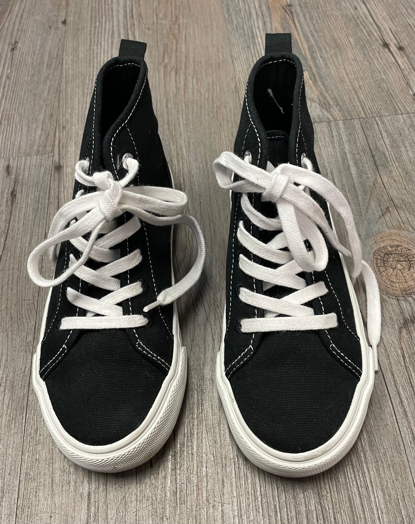 Black  Old Navy Hightop Shoes, 13Y