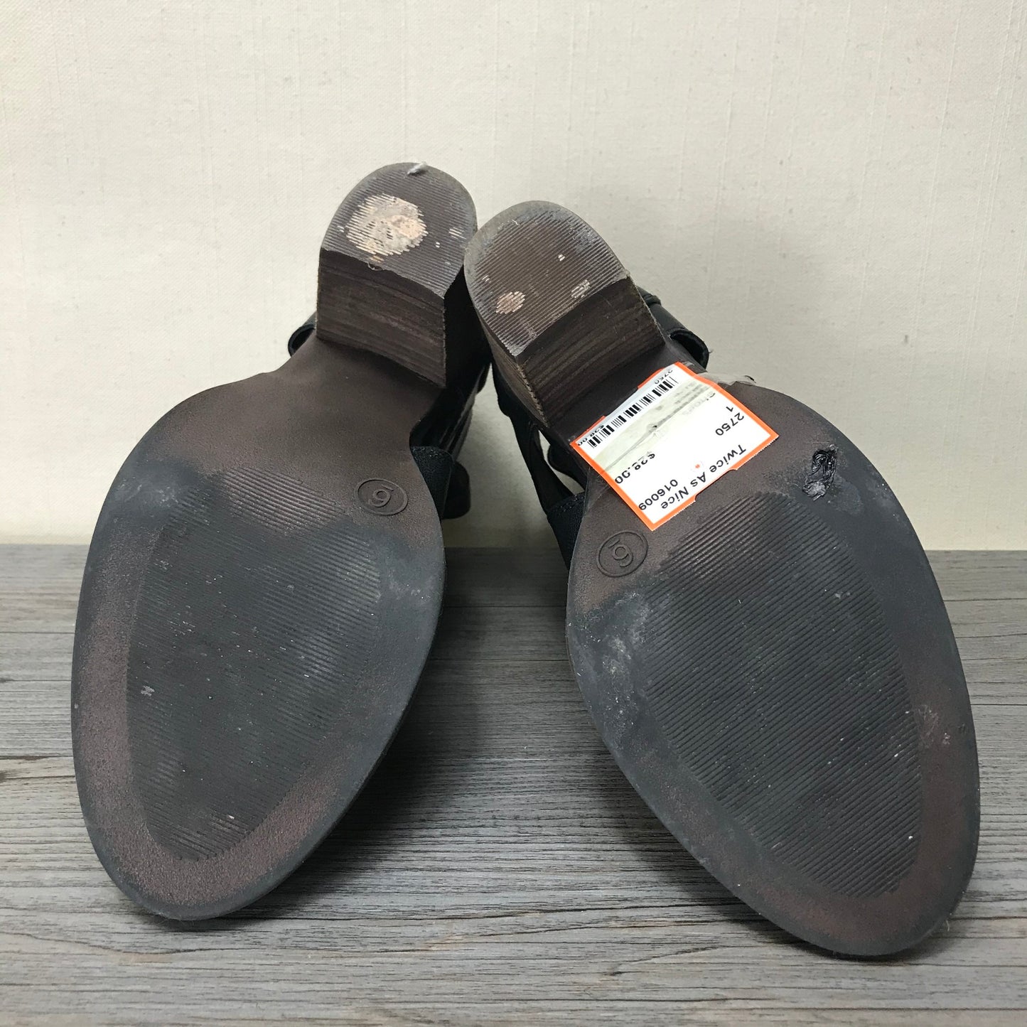 Black  Buckle Heel, 6Y