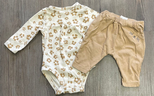 Brown  Carters 2pc Set, 3M