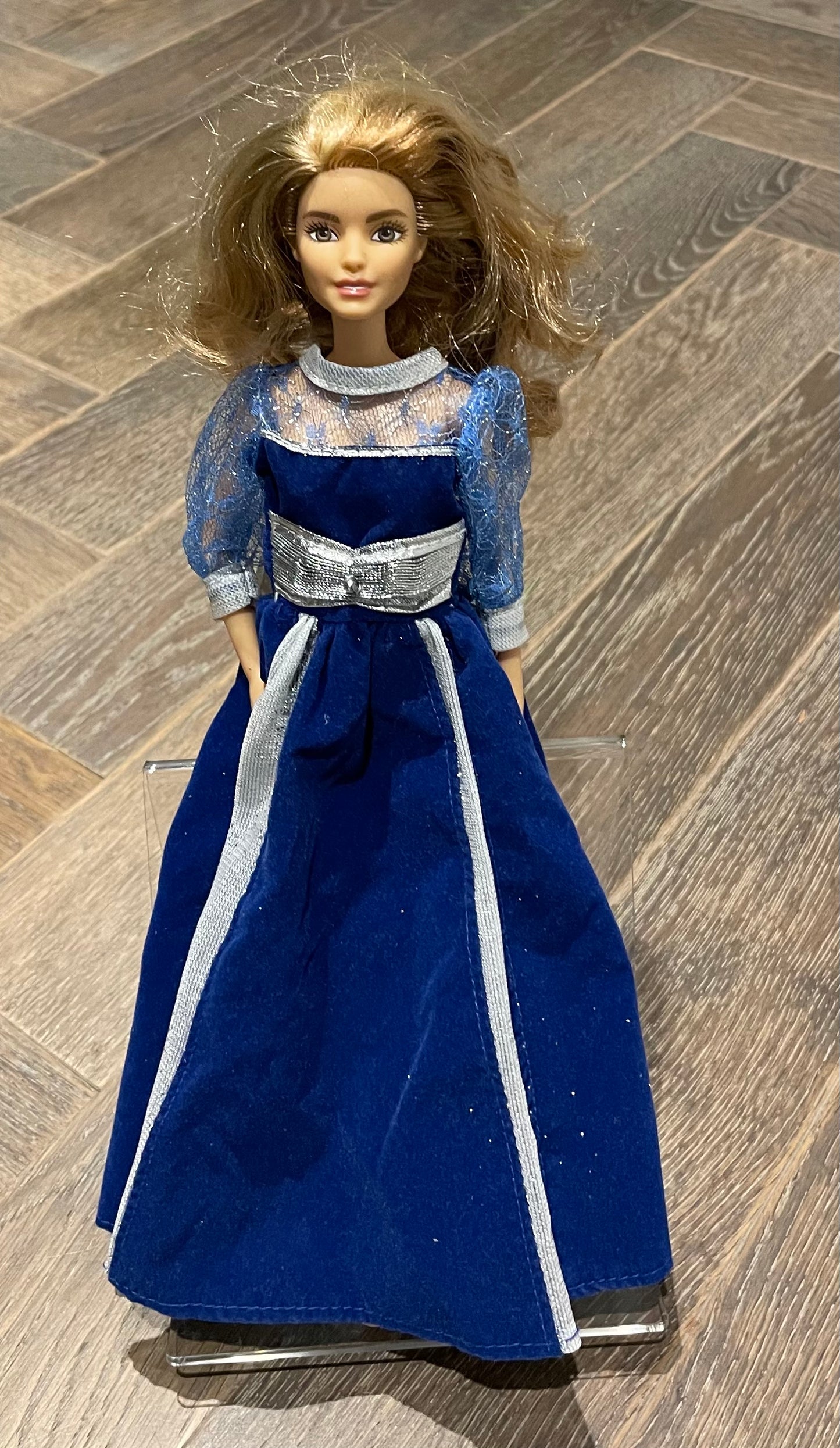 Multi  Barbie Doll, 11 Inch
