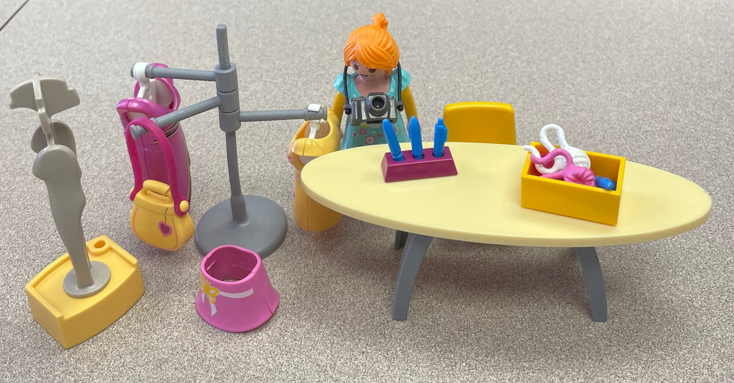 Red  Playmobil Fashion Boutiqu, Pre-owned