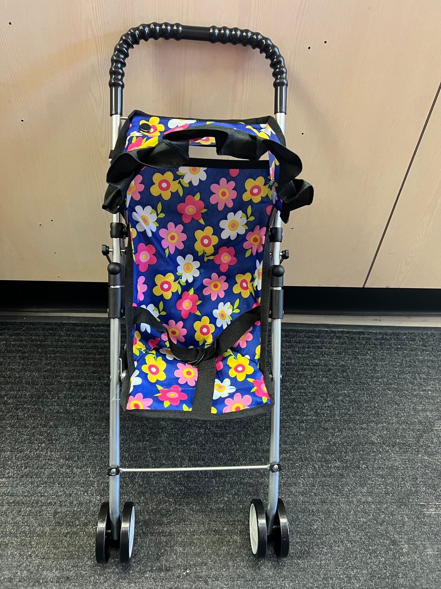 Floral  Fash N Kolor Doll Strolle, NEW