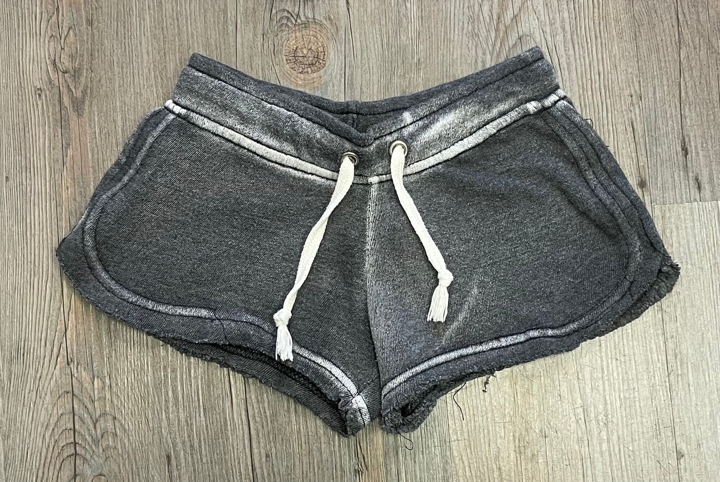Charcoal  Vintage Havana Shorts, 7-8Y