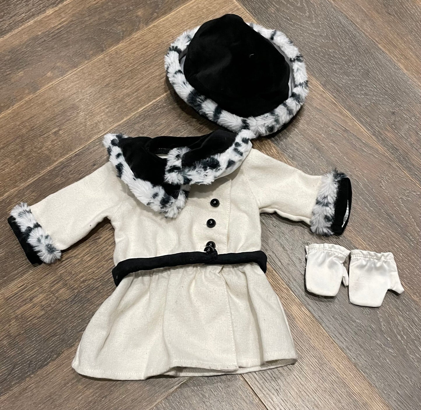 White  AG Doll Clothing Set, 18 Inch