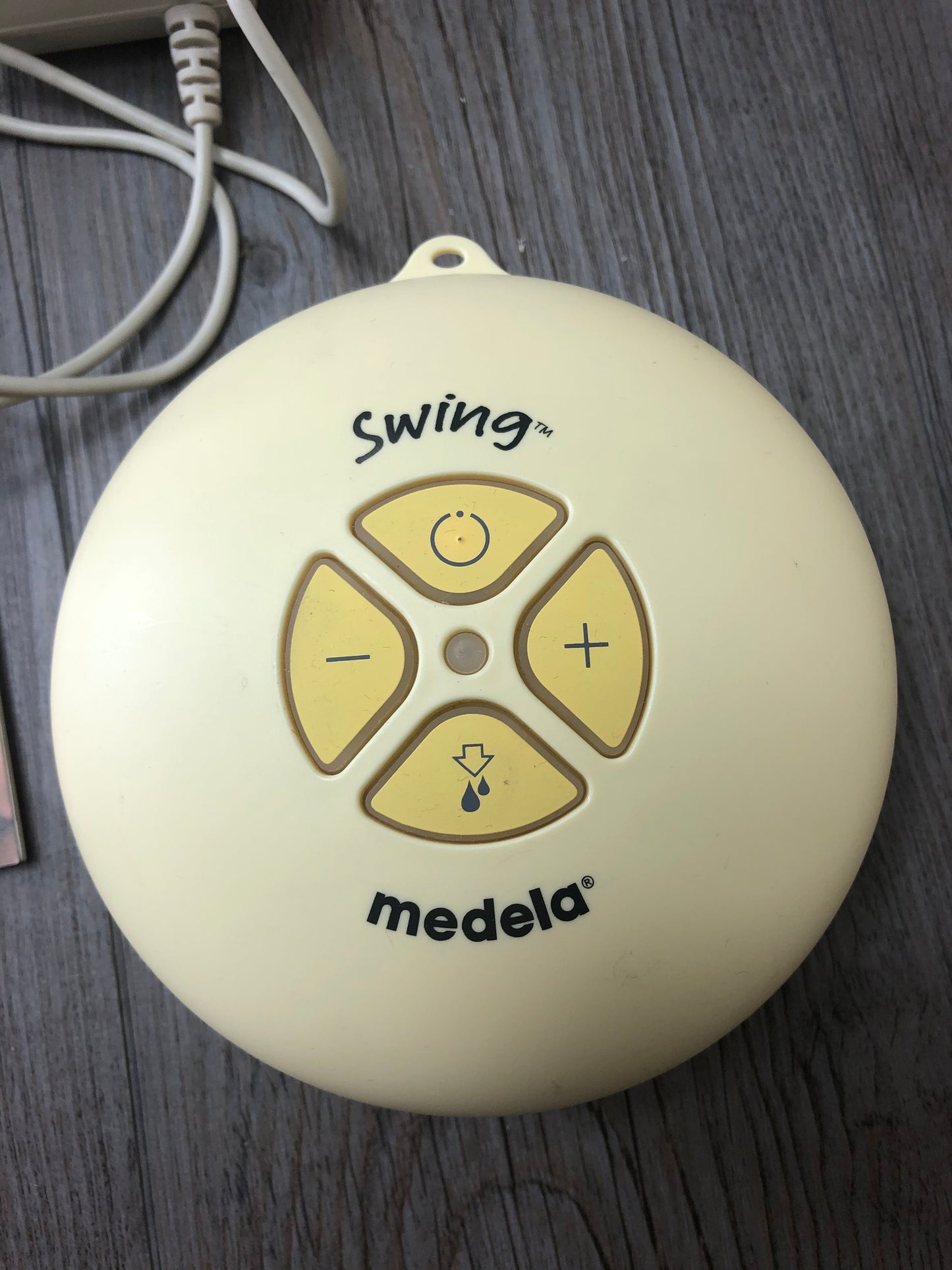 Yellow  Medela Swing Electric Pum, Single
